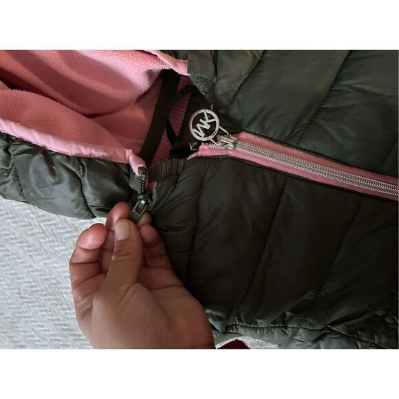 Micheal Kors kid coat Size 3T - Picture 5 of 5